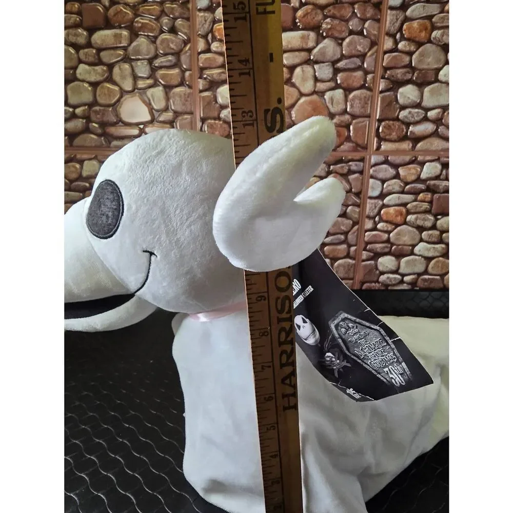 Zero Plush Door Greeter 16